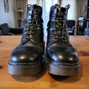 Dr Martens 8265 Black 8 Eyelet Made In England